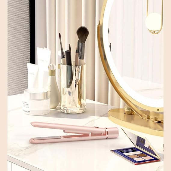 Cordless Hair Straightener – USB Rechargeable Ceramic Plates